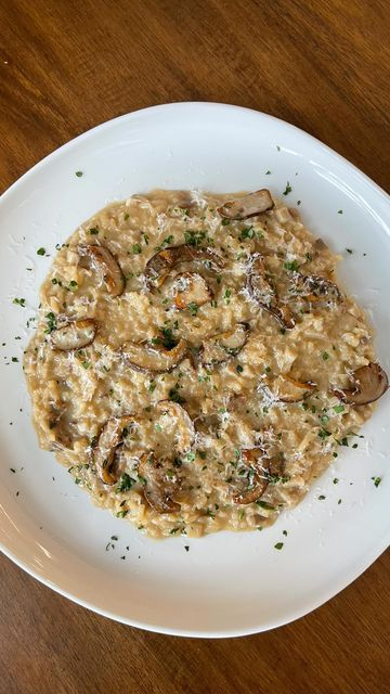 Risotto ai porcini e tartufo con Fontina e prezzemolo fresco